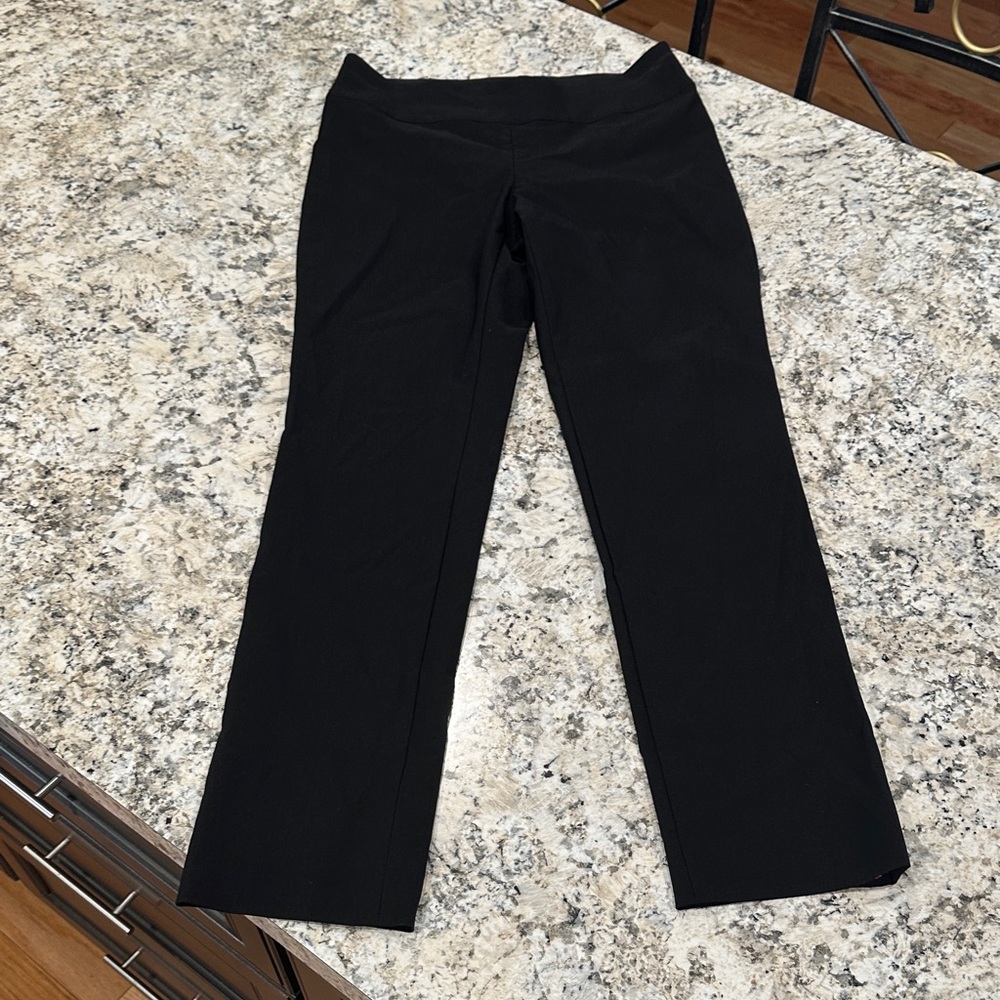 NIC+ZOE Black Straight Leg Pants - Size 4